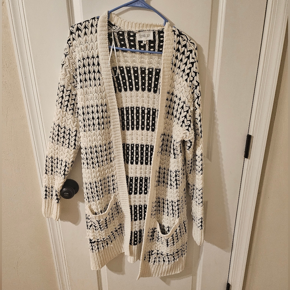 Black and White Women's Sweater